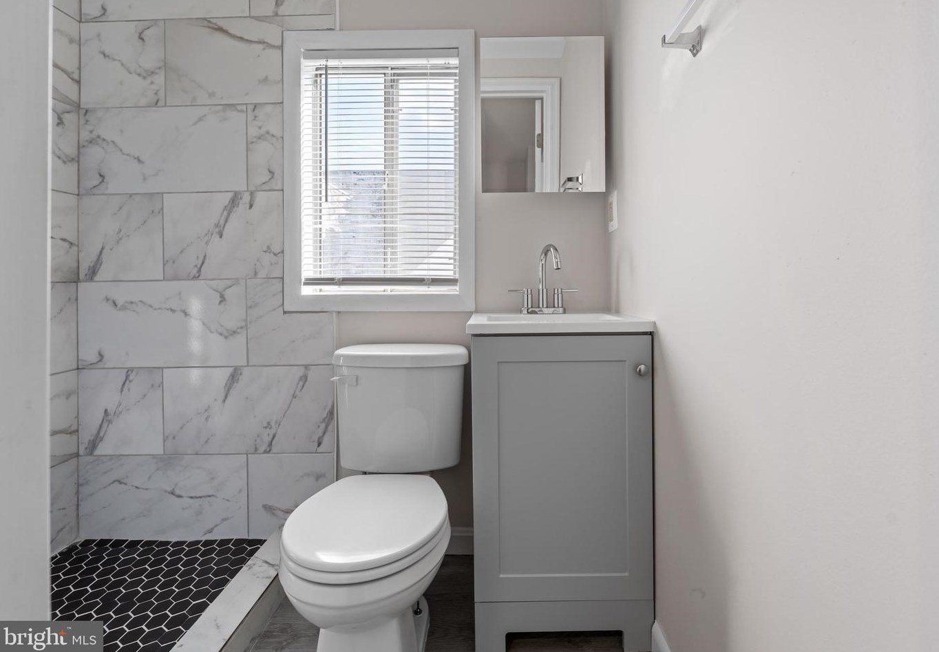 4906 Gunther St, Capitol Heights MD  20743-4023 exterior