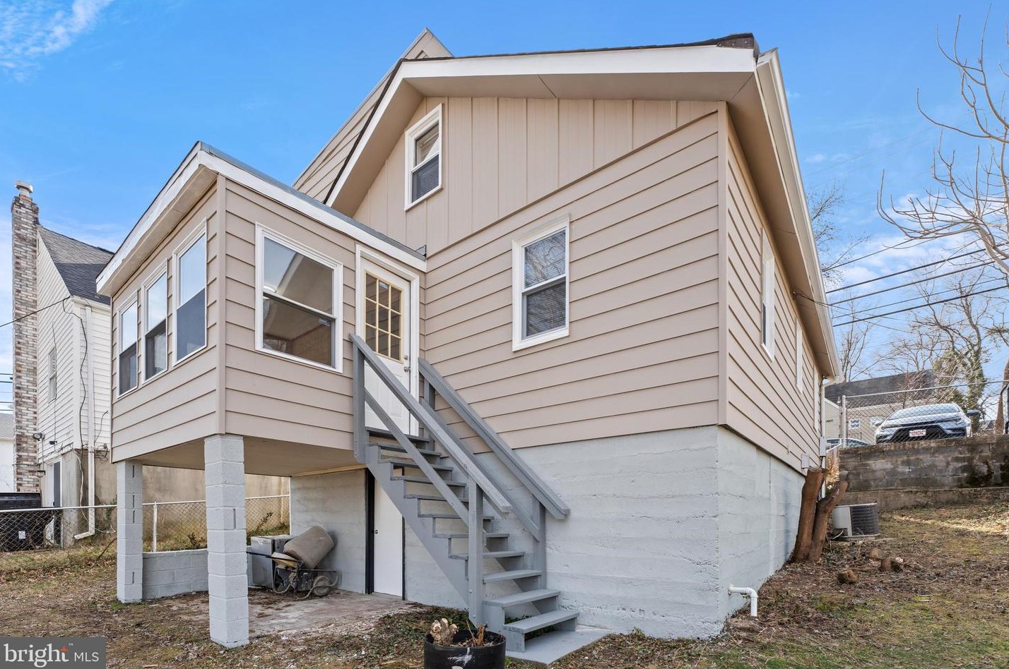 4906 Gunther St, Capitol Heights MD  20743-4023 exterior