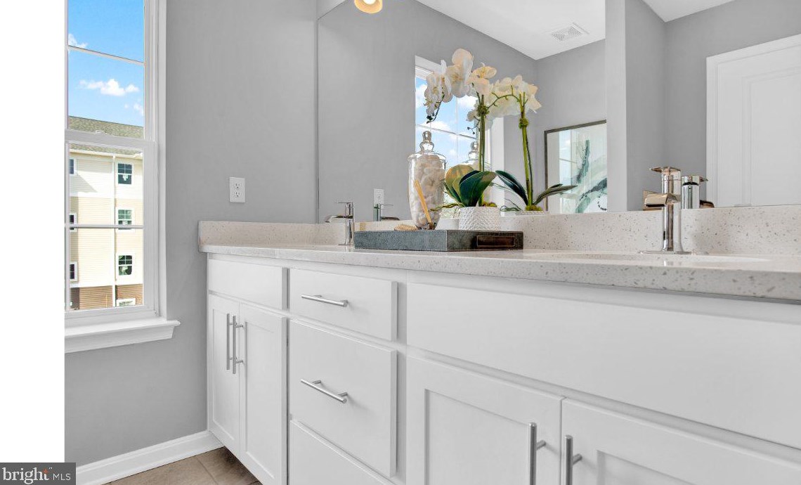 8825 Mimosa Ave, Clinton MD  20735-2648 exterior