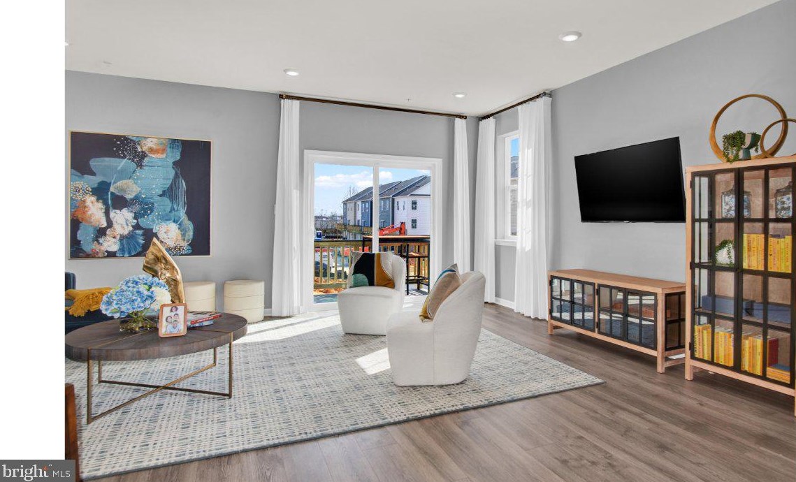 8825 Mimosa Ave, Clinton MD  20735-2648 exterior