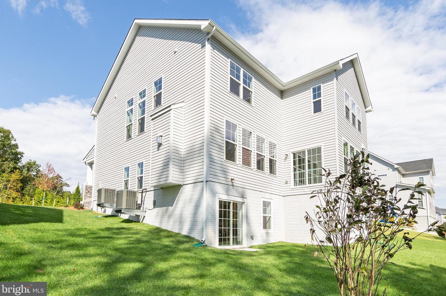 8602 Cedar Chase Dr, Clinton MD  20735-1987 exterior