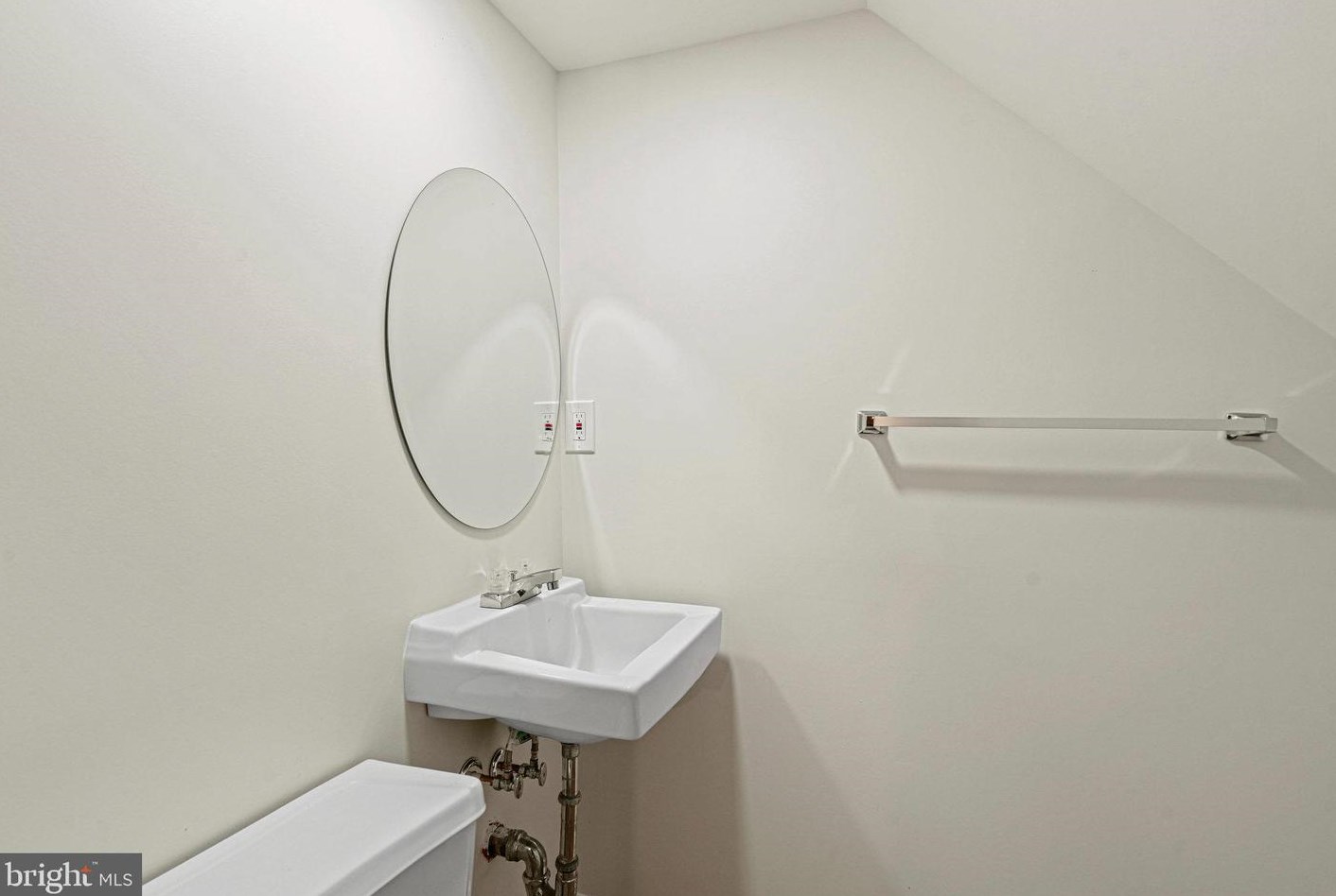 9131 Alcona St, Lanham MD  20706-4150 exterior