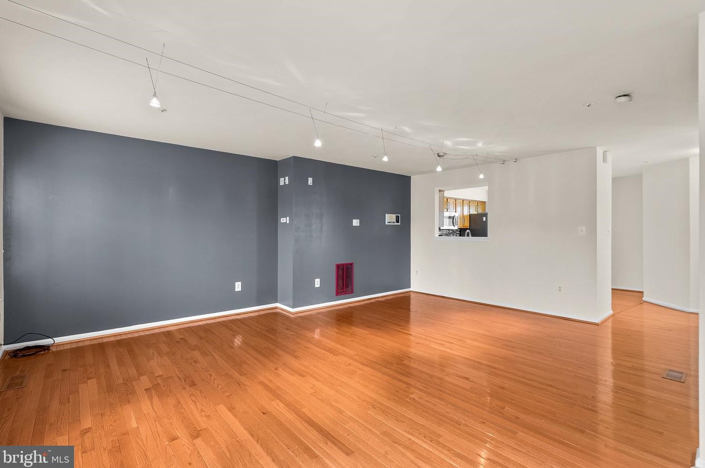 813 Alabaster Ct, Capitol Heights MD  20743-1872 exterior