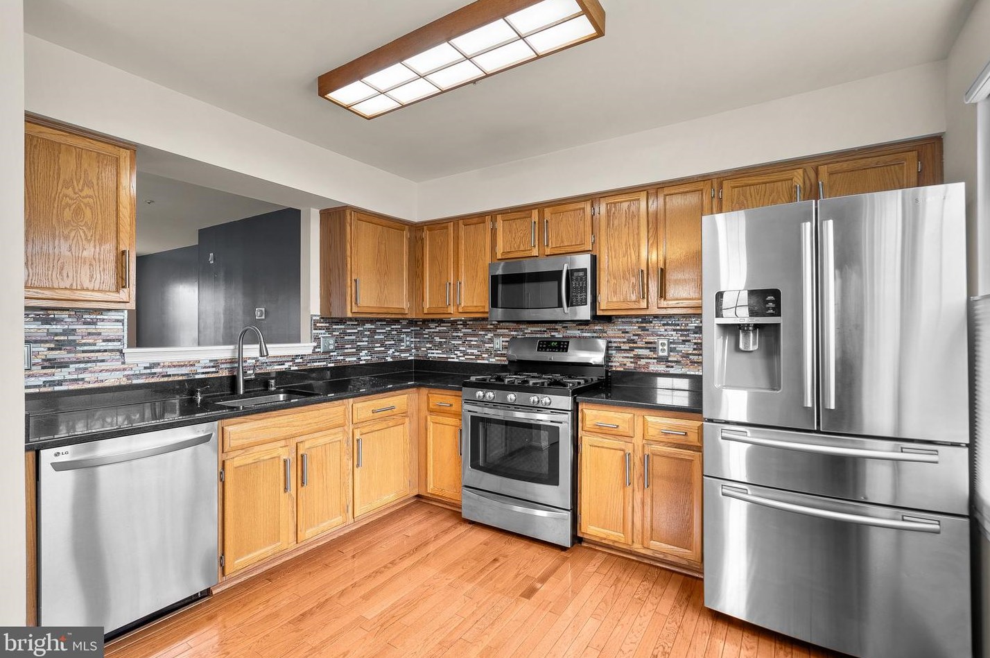 813 Alabaster Ct, Capitol Heights MD  20743-1872 exterior