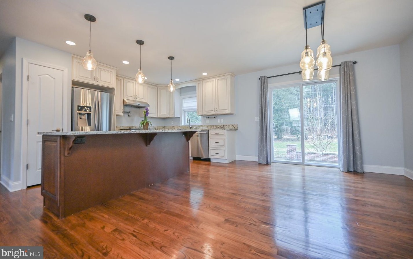 9701 Massie Dr, Clinton MD  20735-2957 exterior