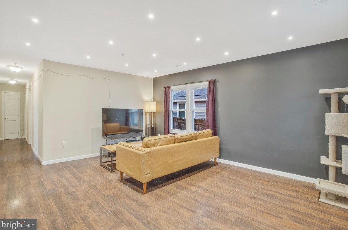 5709 K St, Capitol Heights MD  20743-1349 exterior