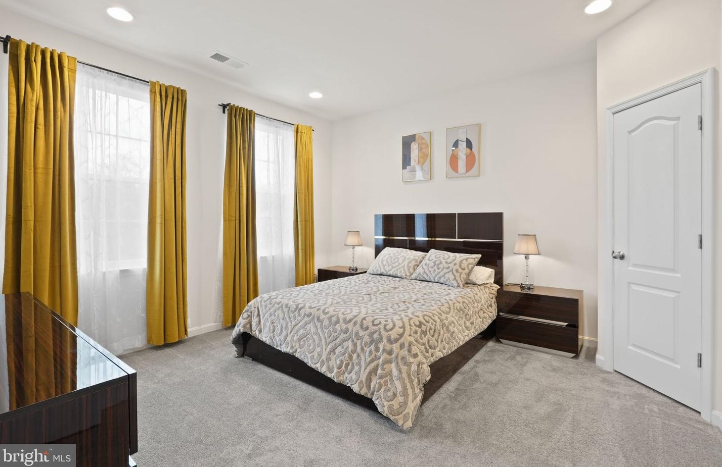 2 Pates Dr, Fort Washington MD  20744-4839 exterior