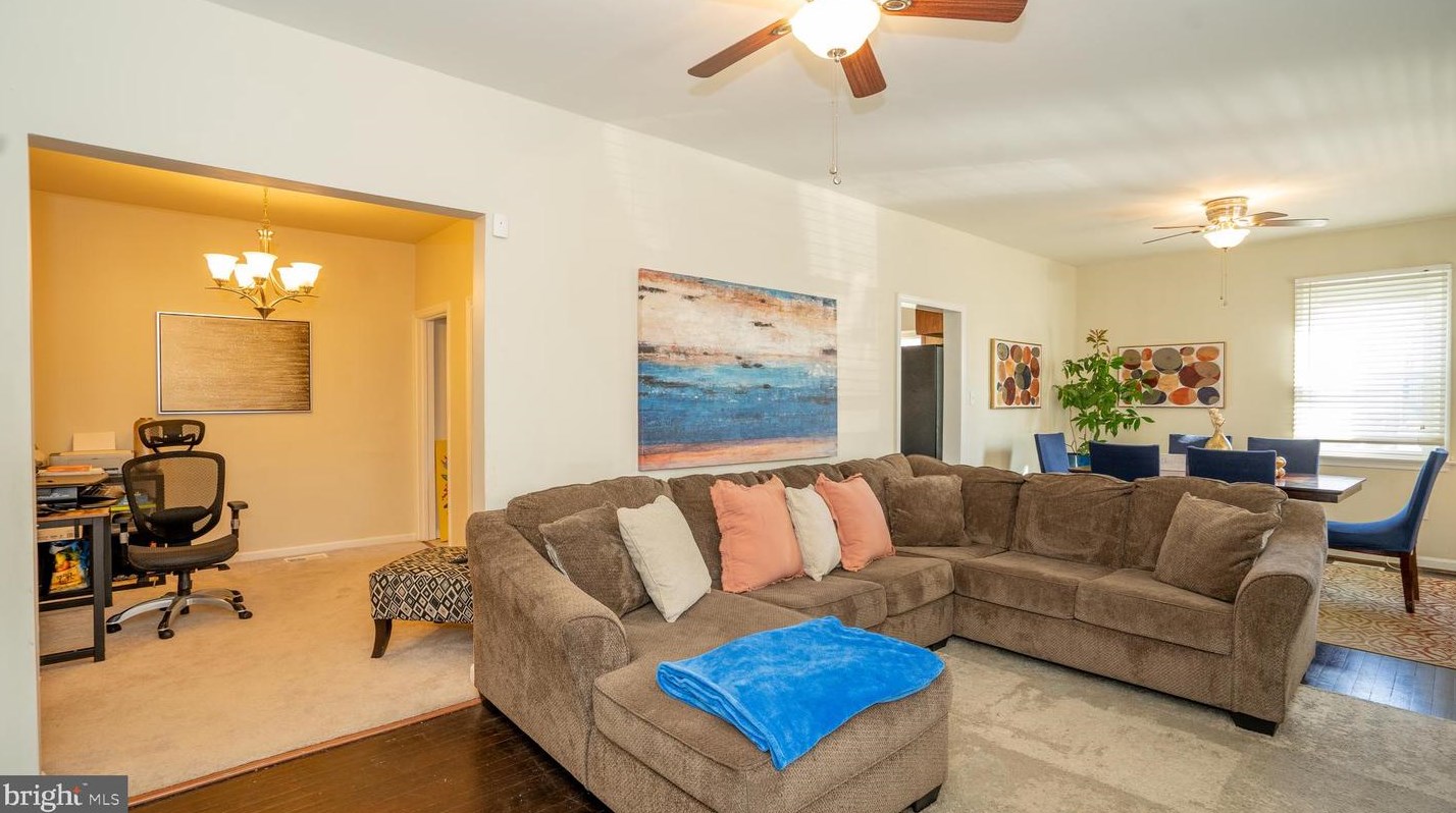 303 69th St, Capitol Heights MD  20743-2114 exterior