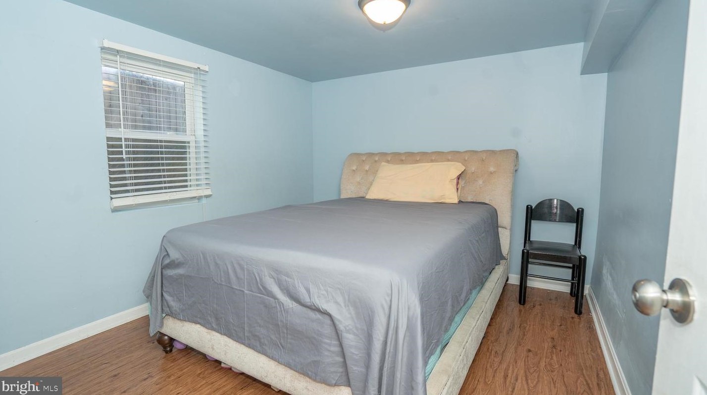 303 69th St, Capitol Heights MD  20743-2114 exterior