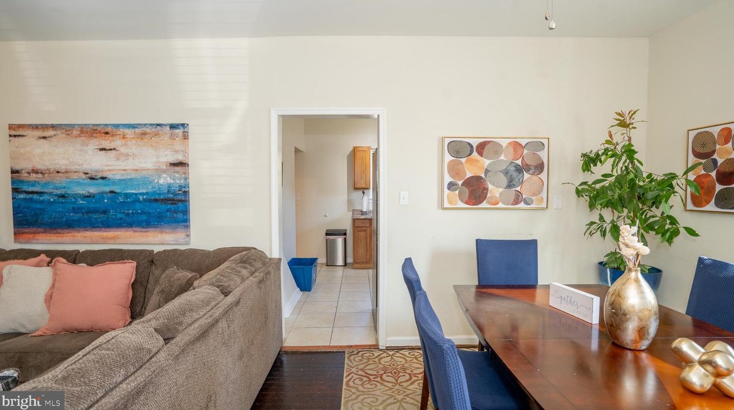 303 69th St, Capitol Heights MD  20743-2114 exterior