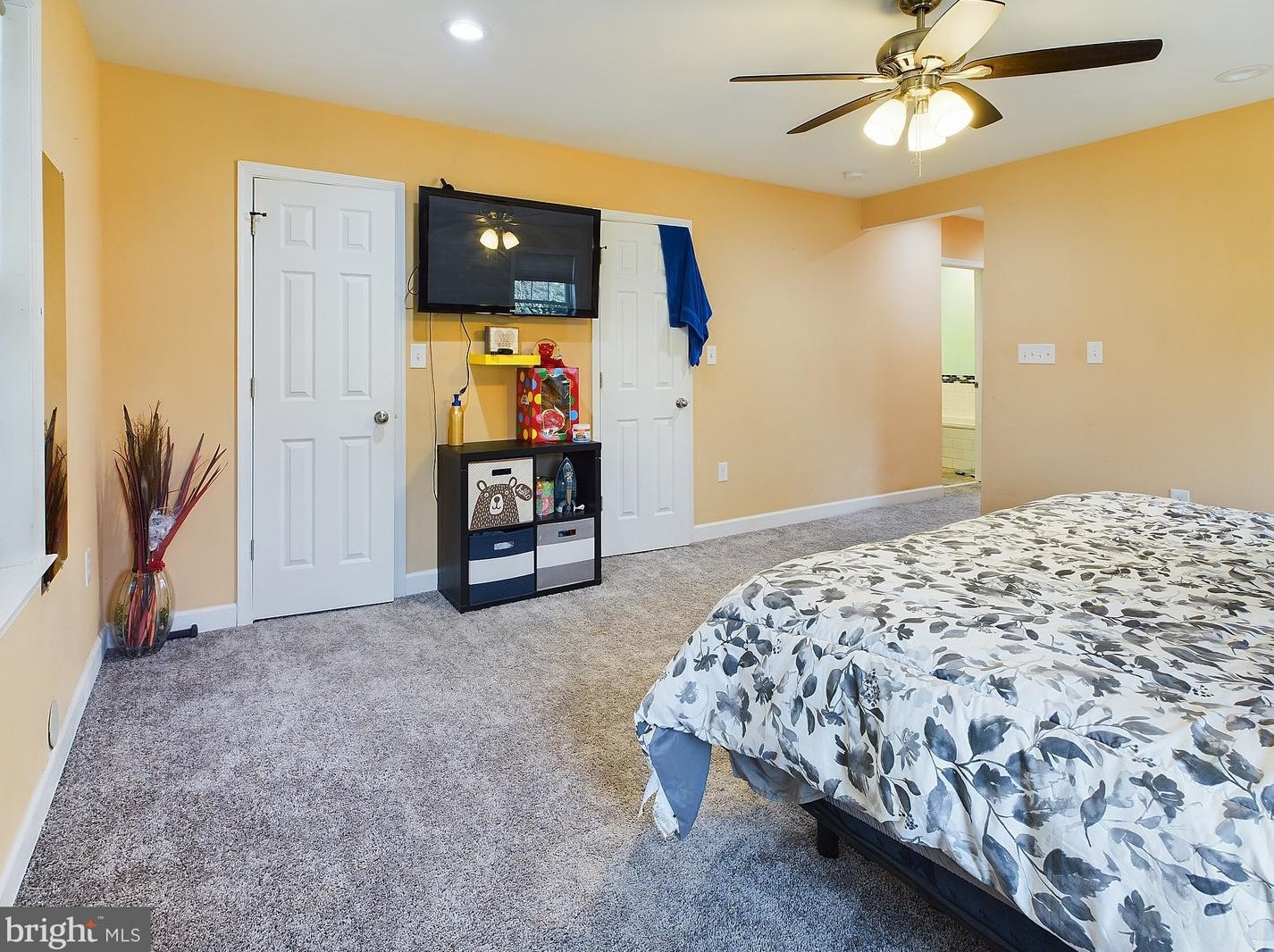 5408 Brenner St, Capitol Heights MD  20743-6212 exterior