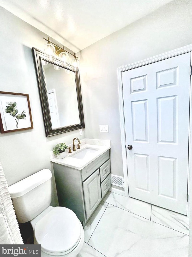 4825 Heath St, Capitol Heights MD 20743-5931 exterior