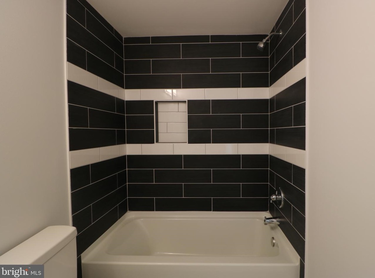 9505 Eugenia Park St, Capitol Heights MD  20743-5034 exterior