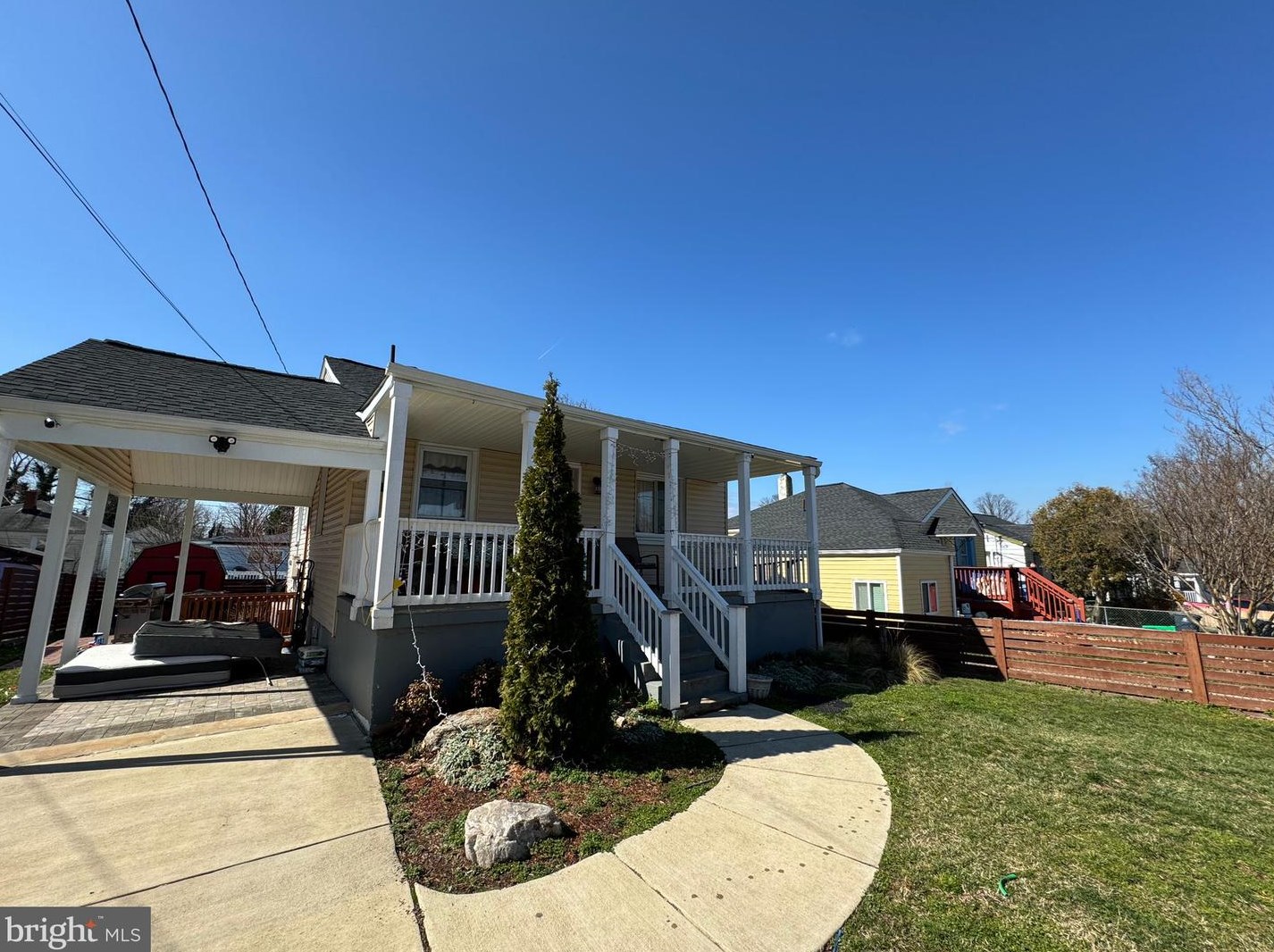 1308 Oates St, Capitol Heights MD  20743-1249 exterior