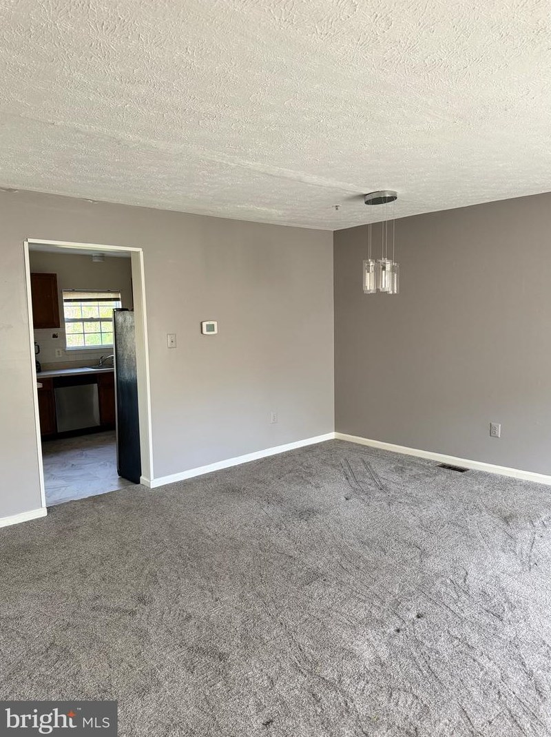 6813 Forbes Blvd, Lanham MD  20706-2160 exterior