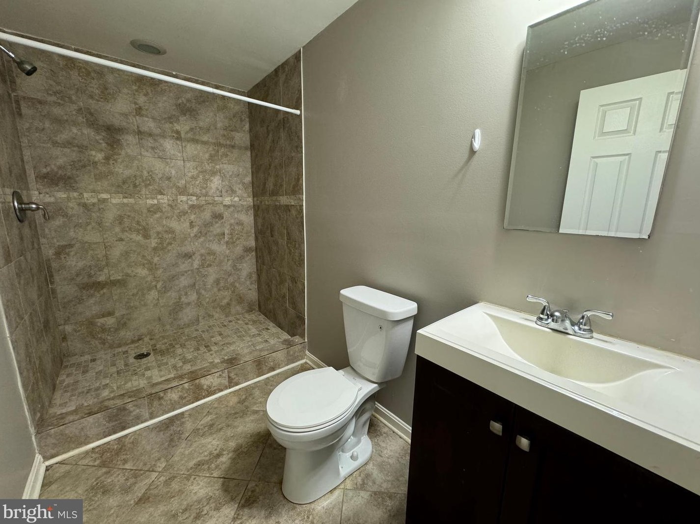 803 Chatsworth Dr, Accokeek MD  20607-2030 exterior