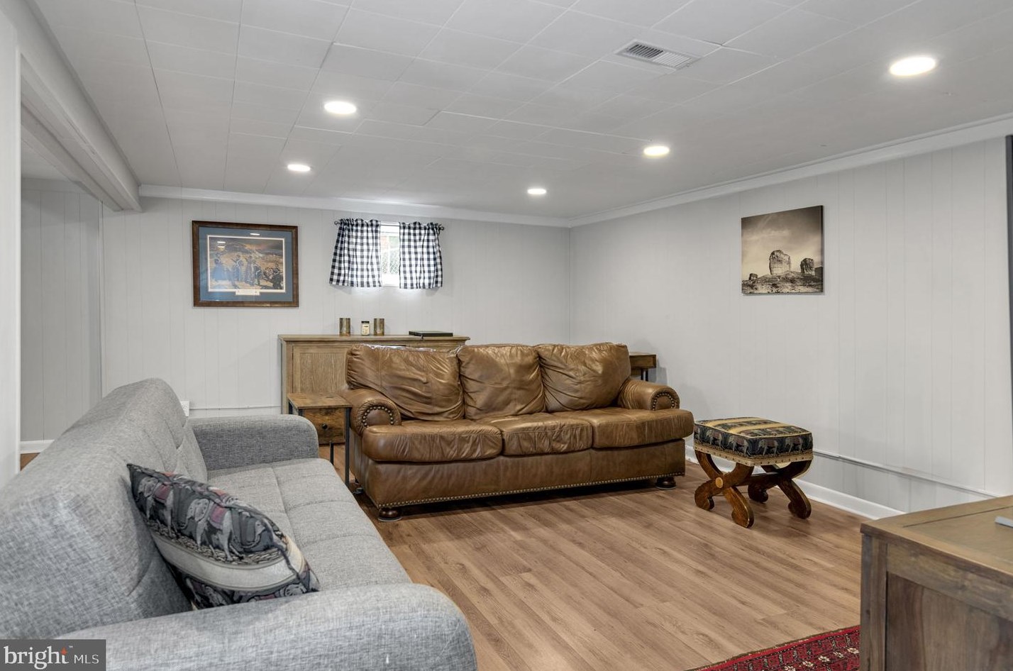 7314 Abbington Dr, Oxon Hill MD  20745-1506 exterior