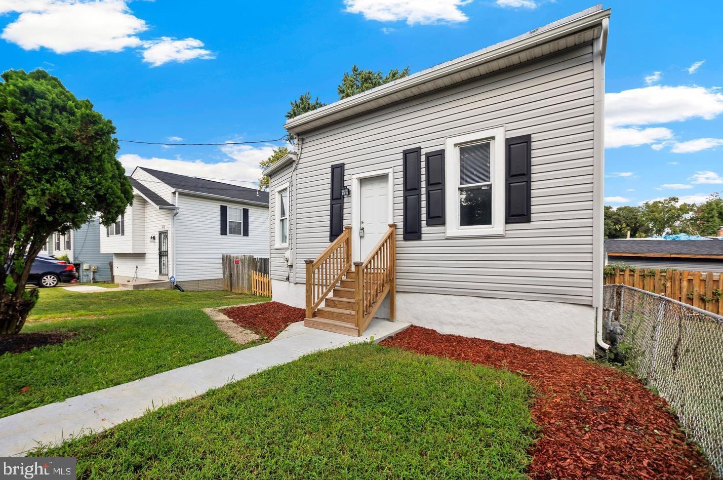 905 Drum Ave, Capitol Heights MD 20743-3951 exterior