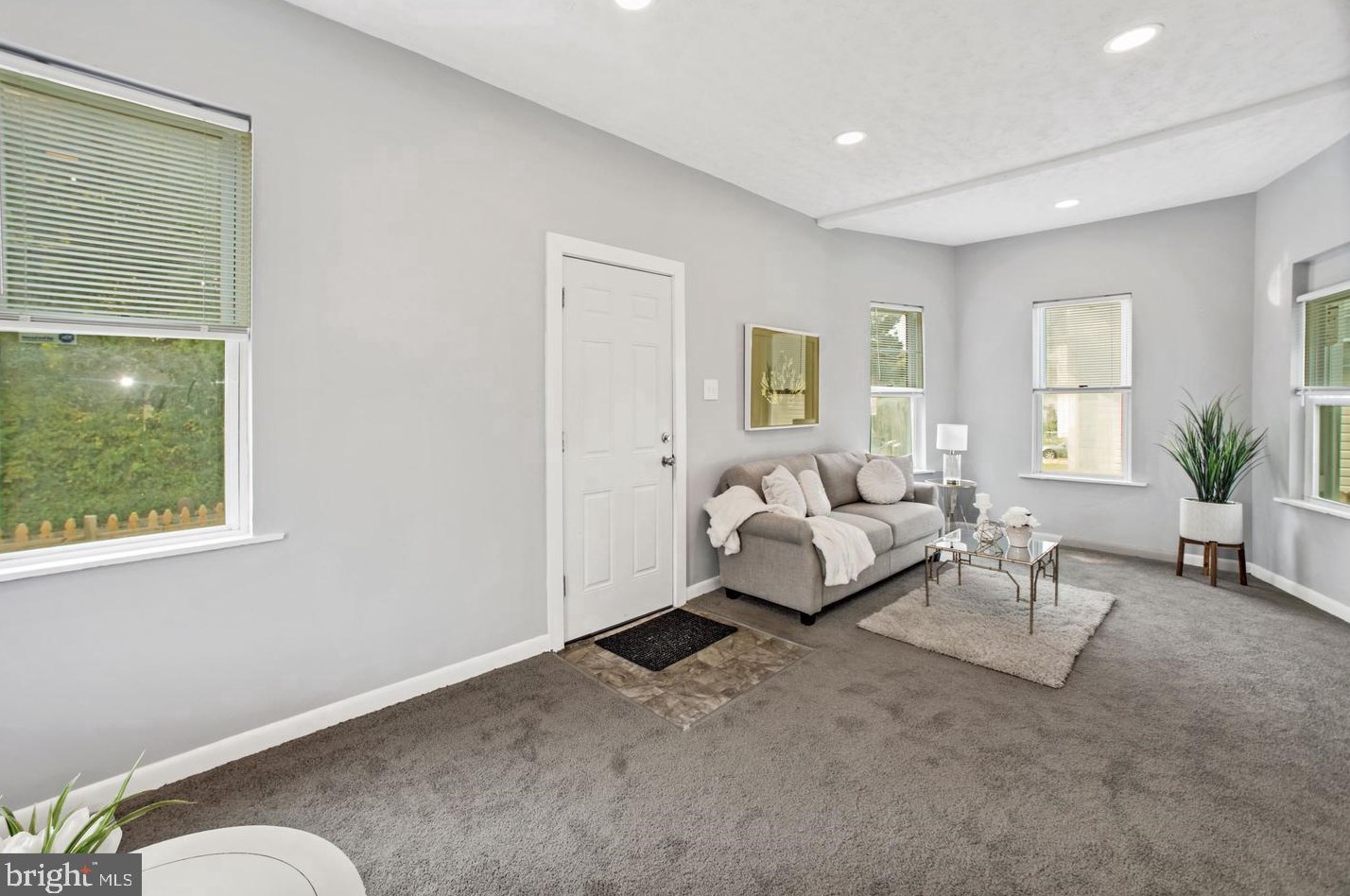 905 Drum Ave, Capitol Heights MD 20743-3951 exterior