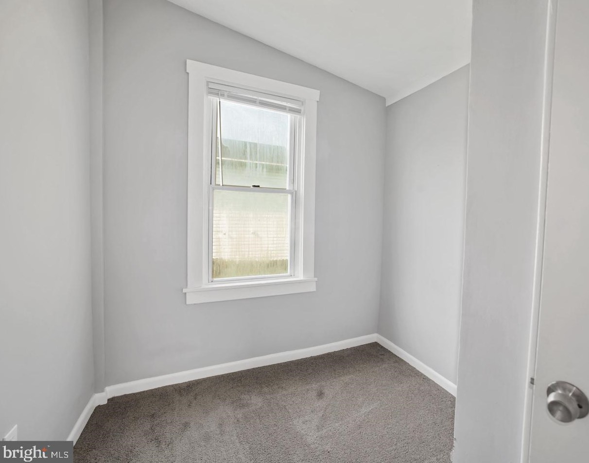 905 Drum Ave, Capitol Heights MD 20743-3951 exterior