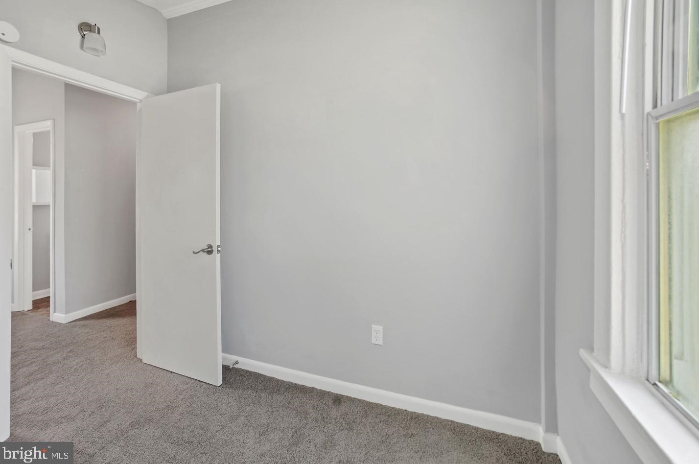 905 Drum Ave, Capitol Heights MD 20743-3951 exterior