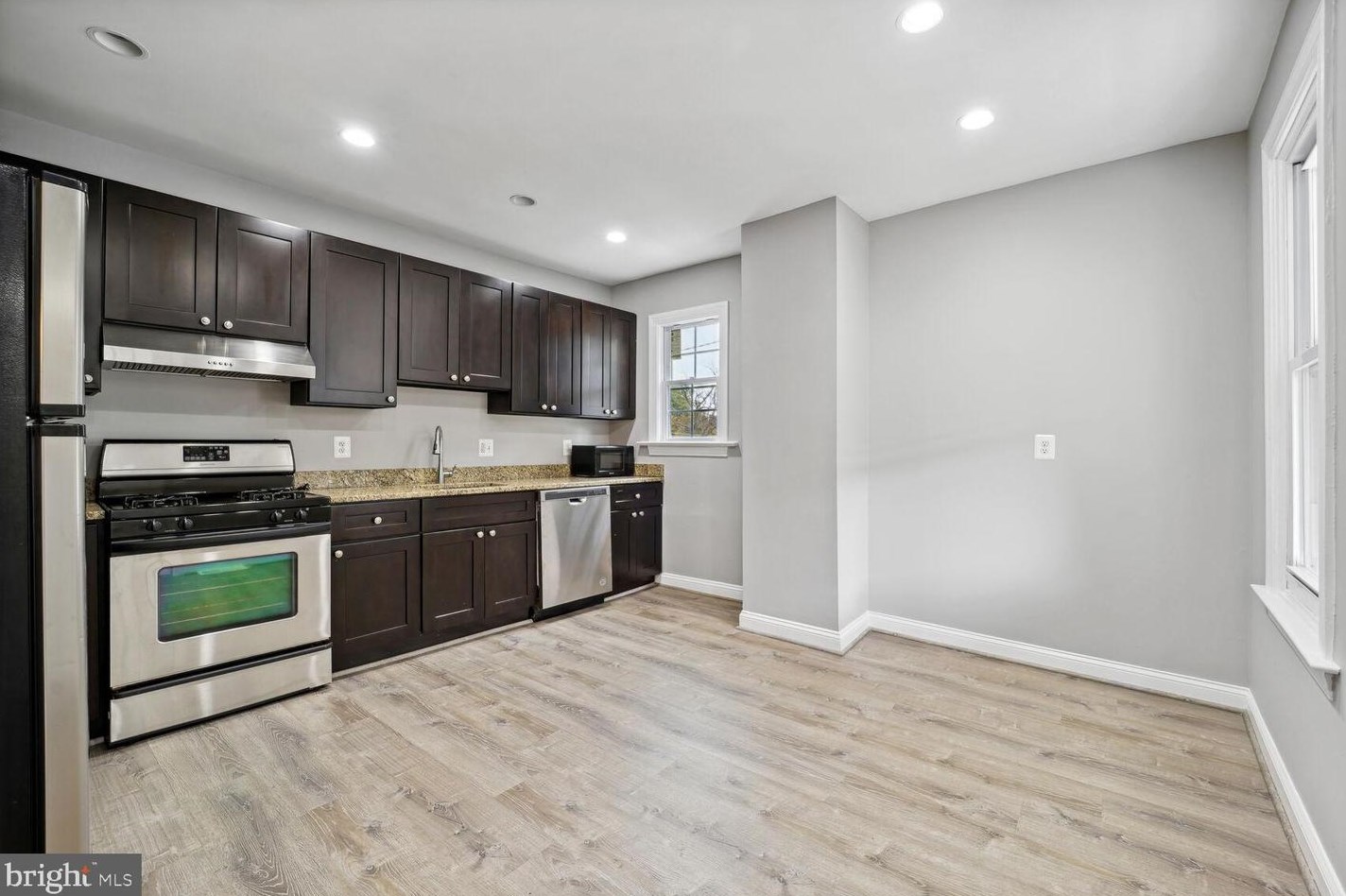 511 70 St, Capitol Heights MD 20743-2240 exterior