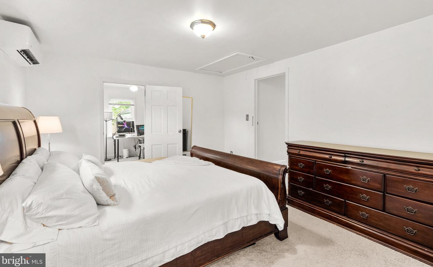 6807 10 Ave, Silver Spring MD 20912-5940 exterior