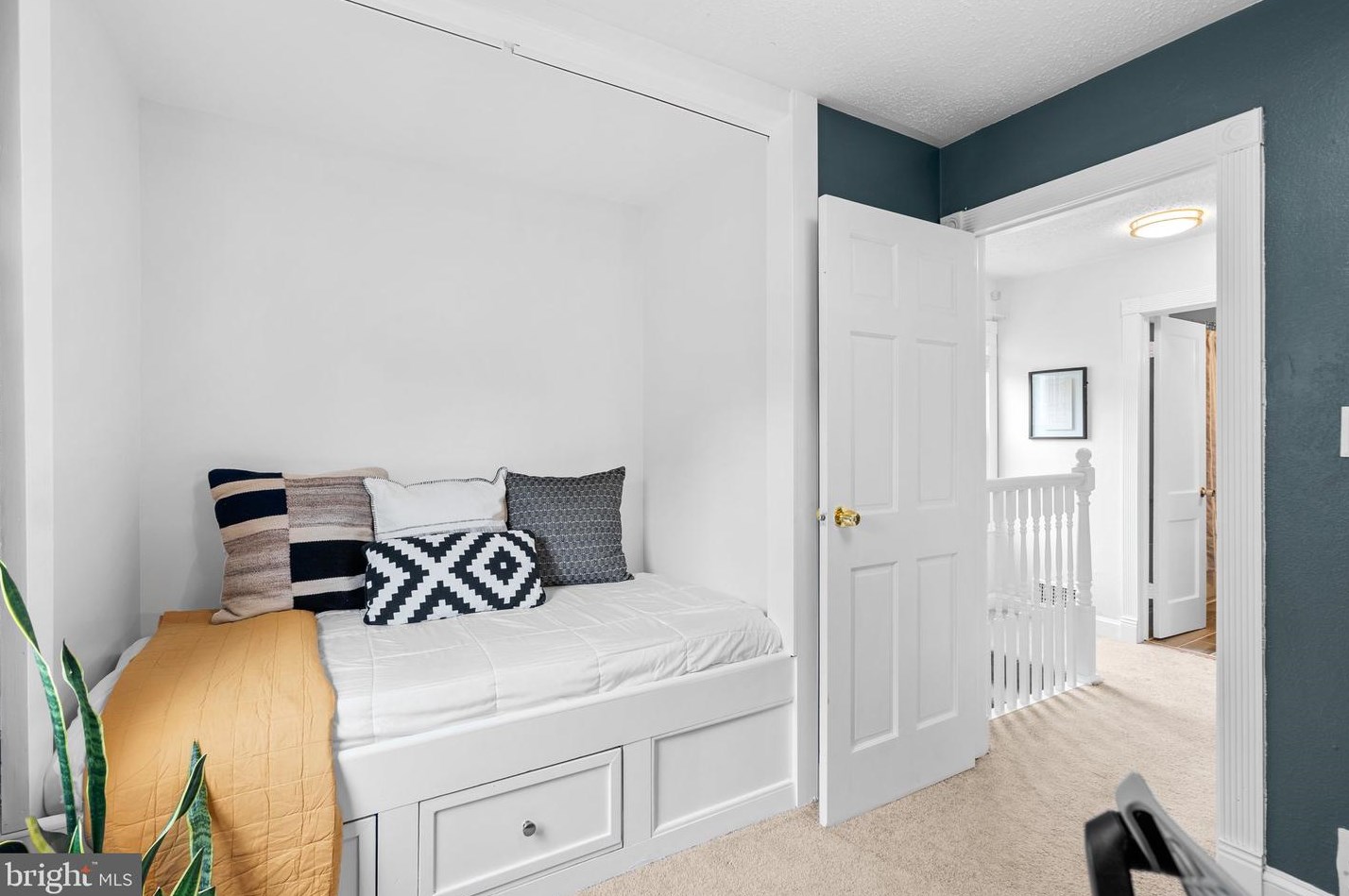 6807 10 Ave, Silver Spring MD 20912-5940 exterior