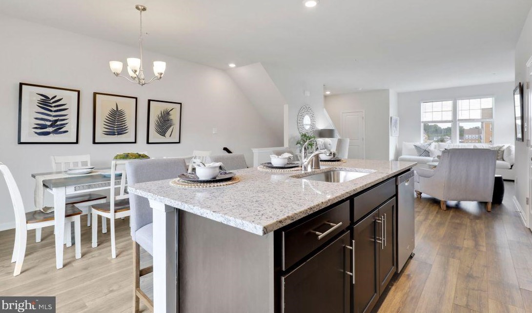 8835 Mimosa Ave, Clinton MD 20735-2642 exterior