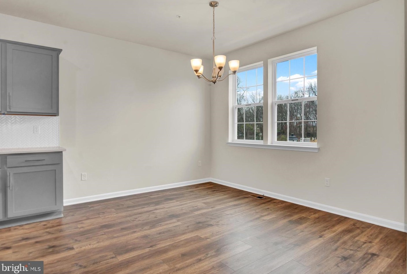 8837 Mimosa Ave, Clinton MD 20735-2642 exterior