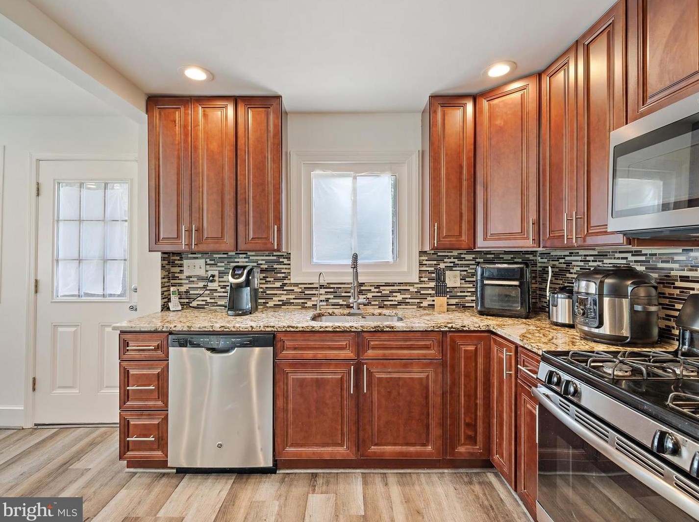 4615 Southern Ave, Capitol Heights MD 20743-5188 exterior