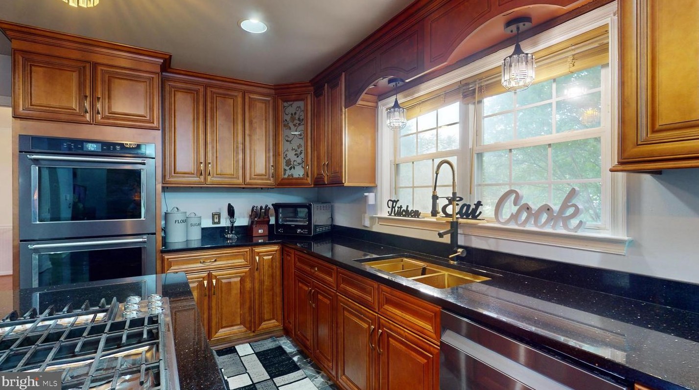 2113 Alleva Ct, Accokeek MD 20607-3254 exterior