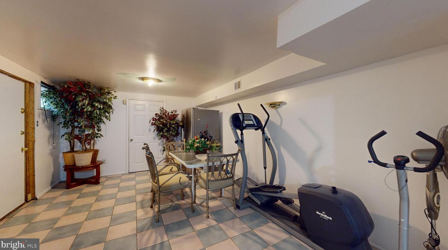 2113 Alleva Ct, Accokeek MD 20607-3254 exterior