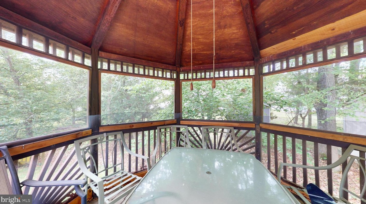 2113 Alleva Ct, Accokeek MD 20607-3254 exterior