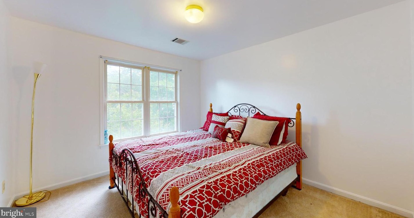 2113 Alleva Ct, Accokeek MD 20607-3254 exterior