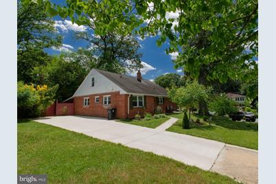 7227 16th Avenue, Takoma Park, MD 20912 - Photo 1