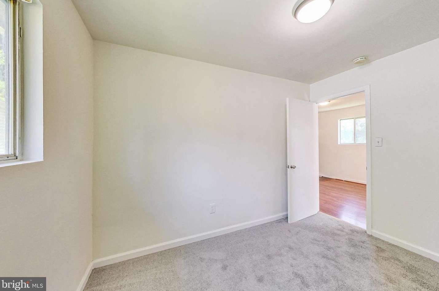 1011 Iago Ave, Capitol Heights MD 20743-3916 exterior