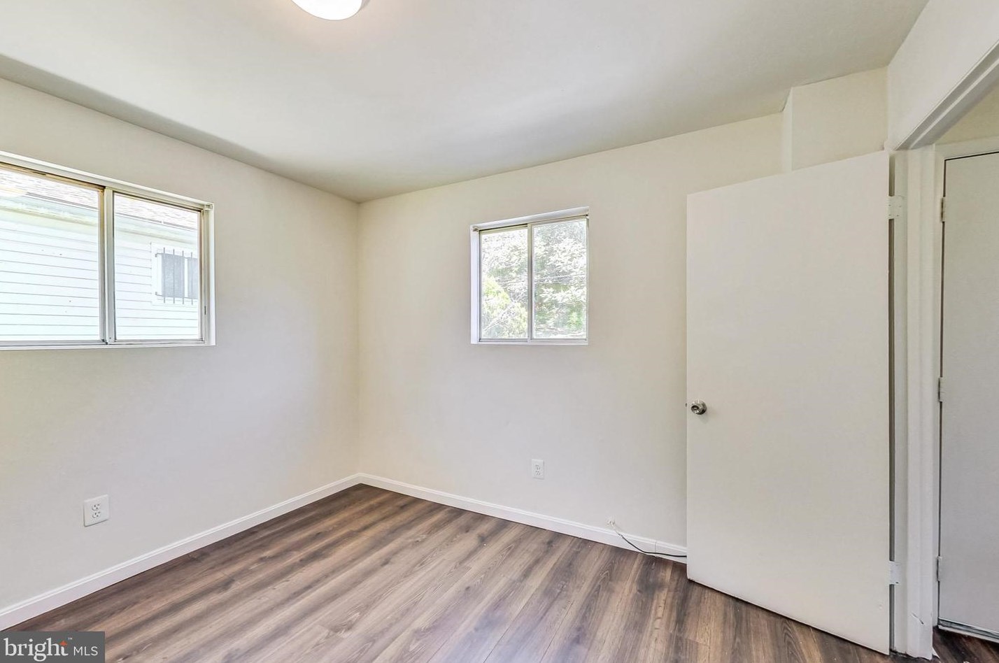 1011 Iago Ave, Capitol Heights MD 20743-3916 exterior