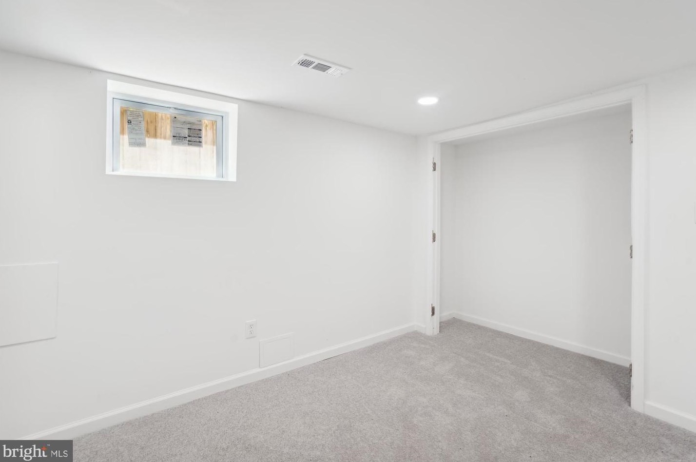 5027 Fable St, Capitol Heights MD 20743-4020 exterior