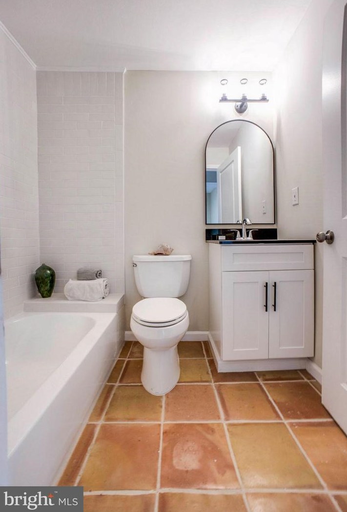 612 Drum Ave, Capitol Heights MD 20743-3950 exterior