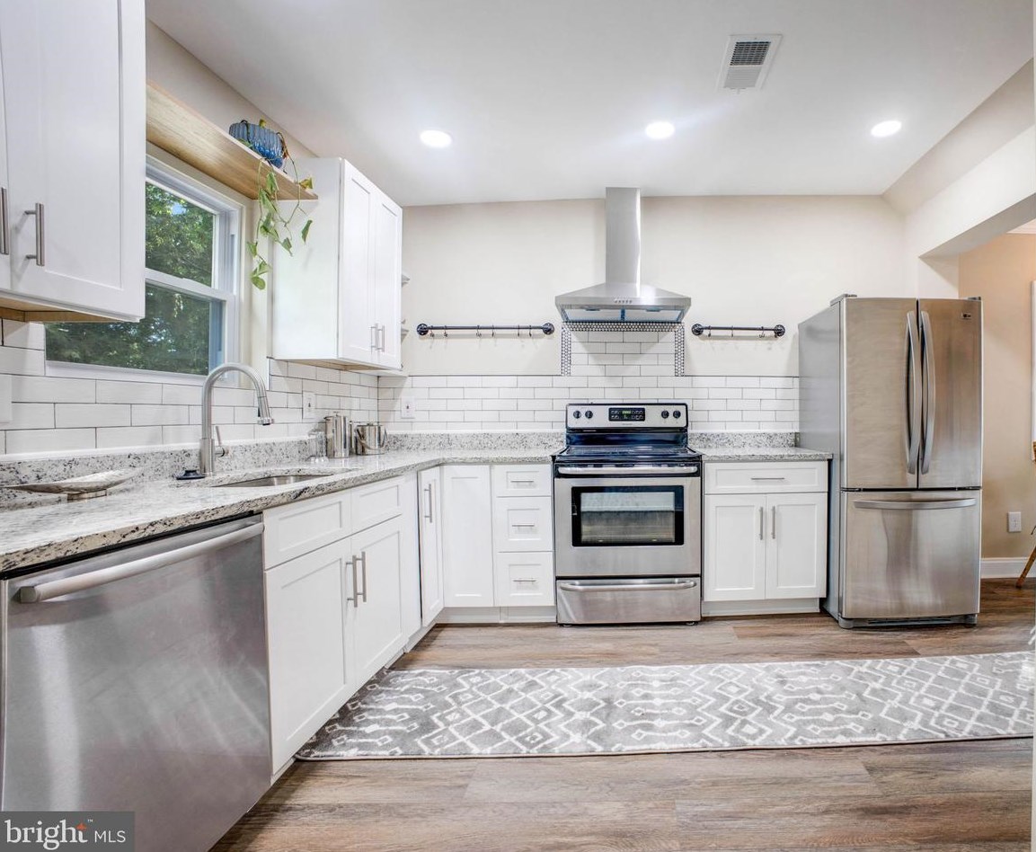 612 Drum Ave, Capitol Heights MD 20743-3950 exterior