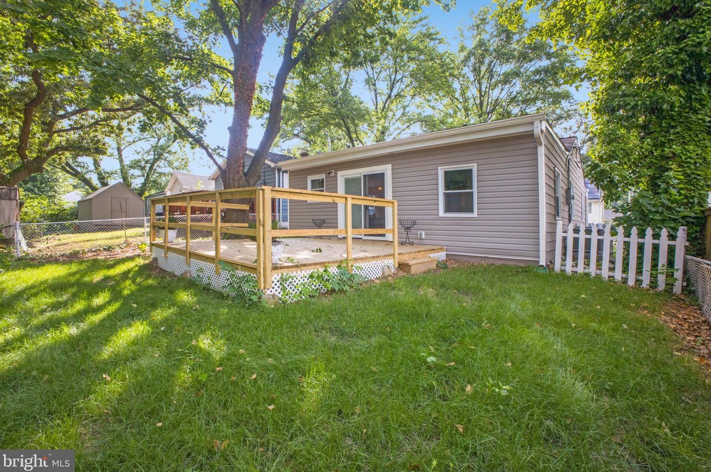 612 Drum Ave, Capitol Heights MD 20743-3950 exterior