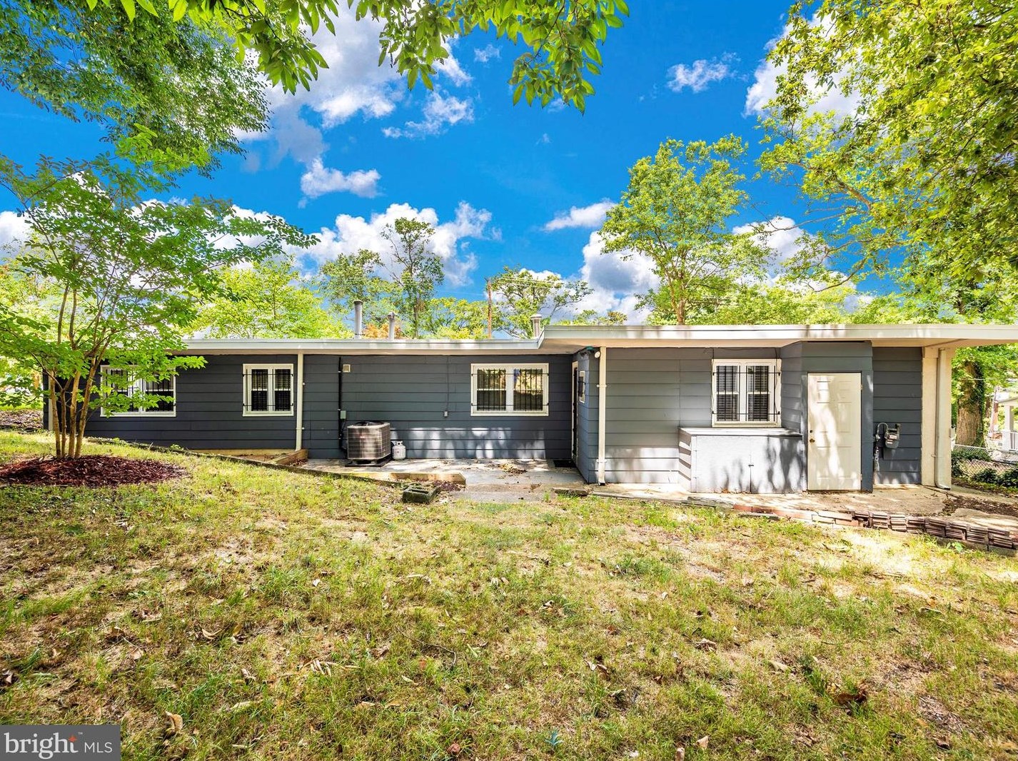 630 Capitol Heights Blvd, Capitol Heights MD  20743-2901 exterior