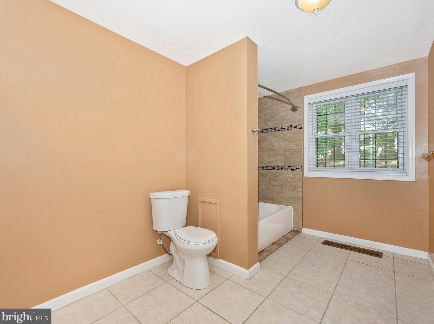 630 Capitol Heights Blvd, Capitol Heights MD  20743-2901 exterior