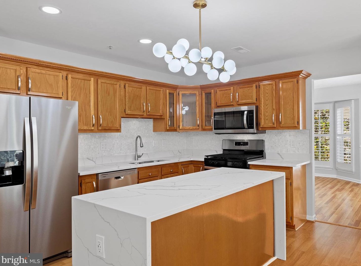 7505 Castle Rock Dr, Clinton MD 20735-1870 exterior