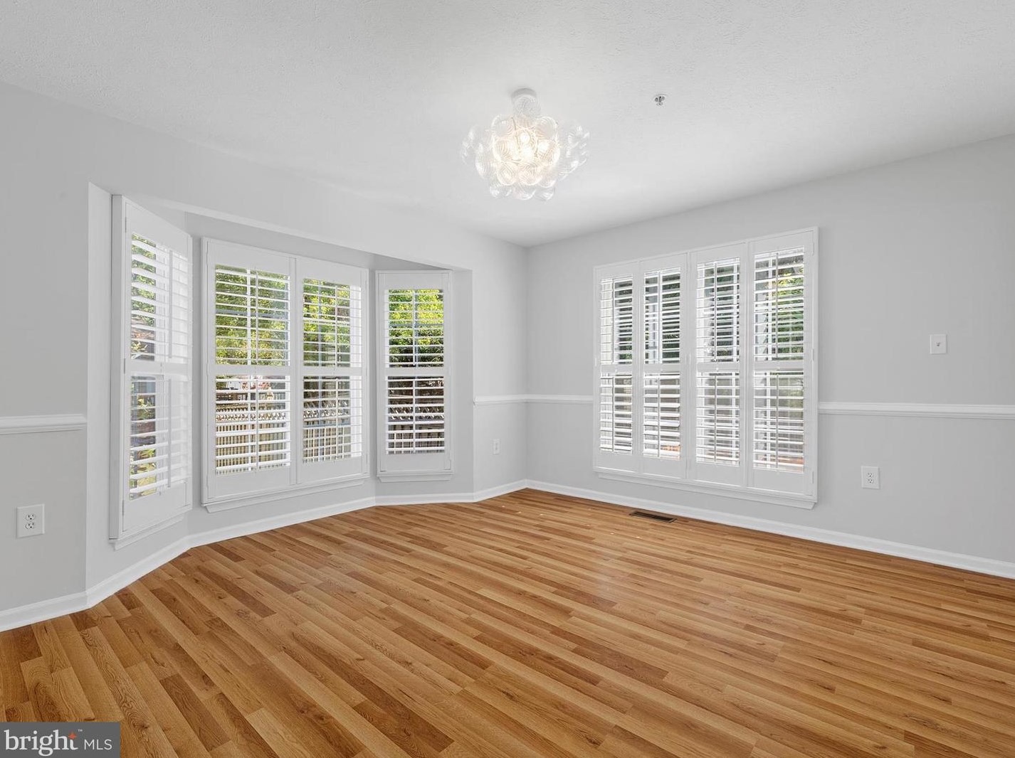 7505 Castle Rock Dr, Clinton MD 20735-1870 exterior