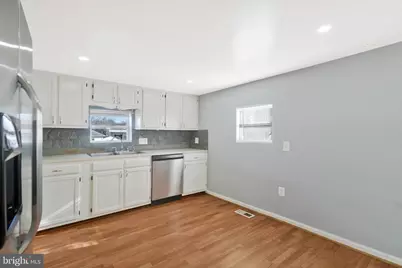 2005 Elmwood Park Drive, Capitol Heights, MD 20743 - Photo 5