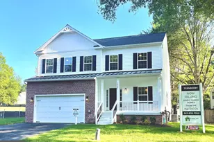 810 Pengrove Ct, Bowie, MD 20716 - Photo 1