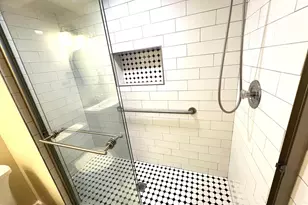 8017 Tiffany Ln, Lanham, MD 20706 - Photo 9