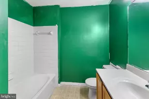 2033 S Anvil Ln, Temple Hills, MD 20748 - Photo 29